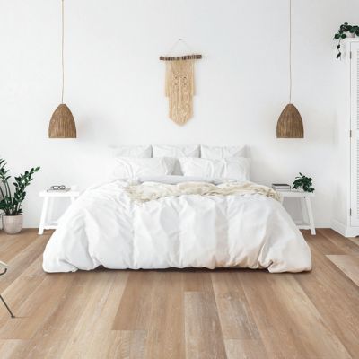 luxury vinyl plank flooring in a Tallahasee FL